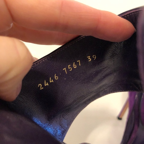 Gianvito Rossi Purple Suede Heels Size $39 $1295 - Picture 6 of 7